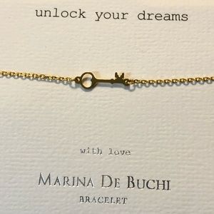 - ❤️Bracelet
